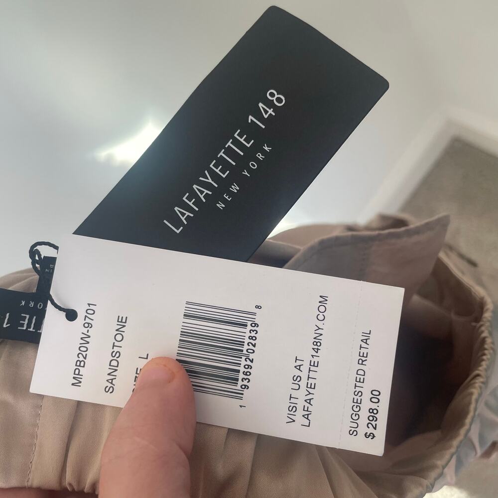 NWT Lafayette 148 New York Sz L pleated city shorts in sandstone retail $298 - Picture 6 of 14